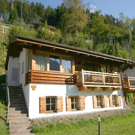 Luxurious With Sauna In Koenigsleiten
